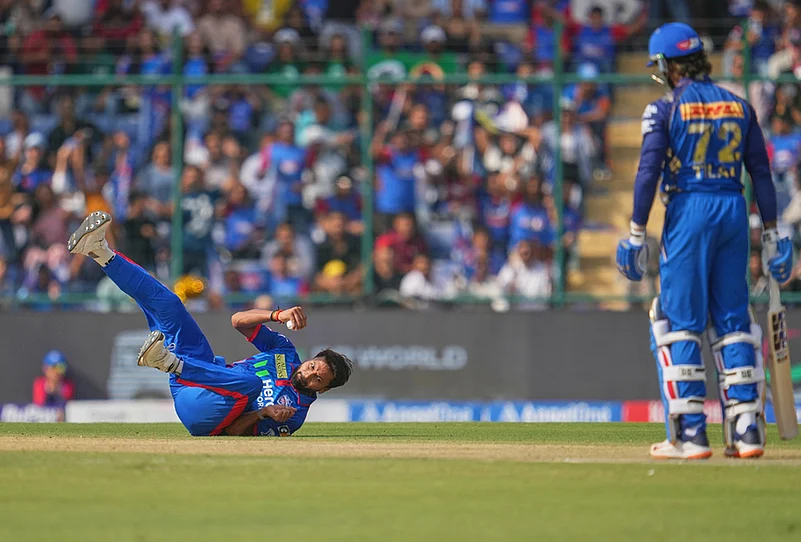 IPL 2026 DC vs MI Indian Premier League cricket match-Mukesh Kumar