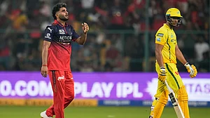 Aijaz Rahi/AP : IPL 2026, RCB vs CSK Live Cricket Score: Royal Challengers Bengaluru face Chennai Super Kings at the Chinnaswamy.