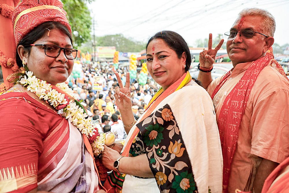 WB polls: Rekha Gupta campaigns for Dilip Ghosh