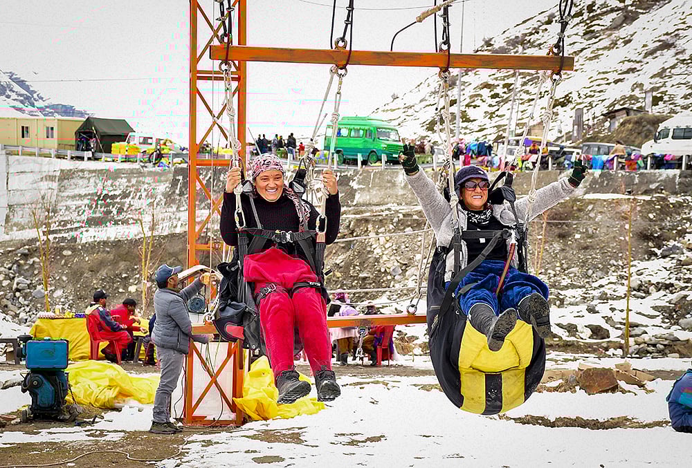 Tourists at Atal Tunnel