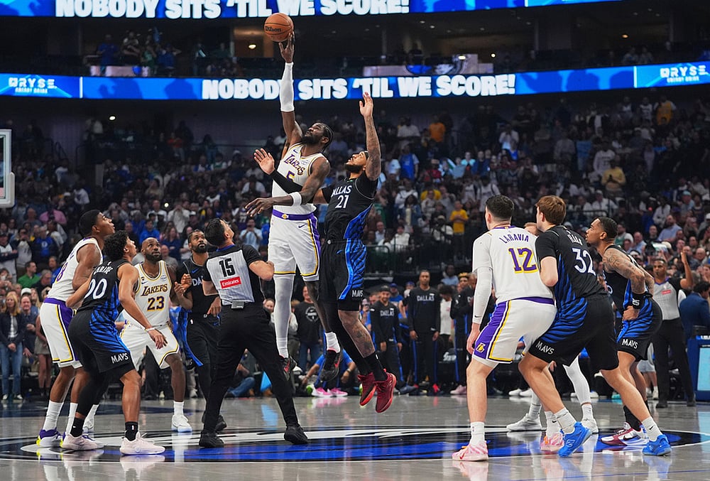 Dallas Mavericks Vs Los Angeles Lakers NBA photo gallery-Deandre Ayton