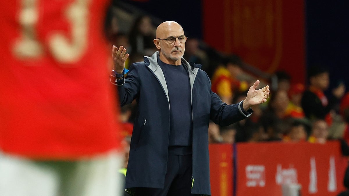 Spain's coach Luis de la Fuente reacts during the international friendly soccer match between Spain and Egypt in Barcelona , Spain, Tuesday, March 31, 2026.  - | Photo: AP/Joan Monfort