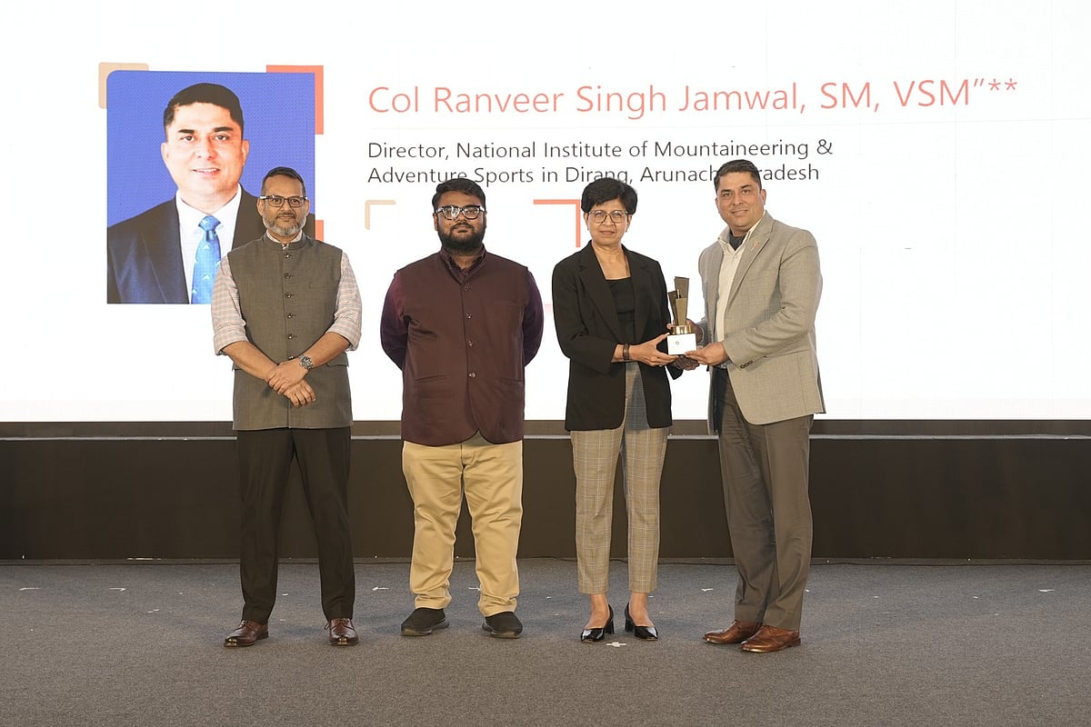 Col Ranveer Singh Jamwal receiving the Adventure Icon of the Year Award - null