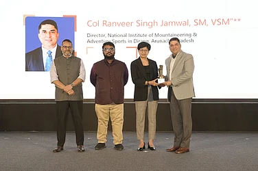 Col Ranveer Singh Jamwal Wins Adventure Icon Of The Year Award