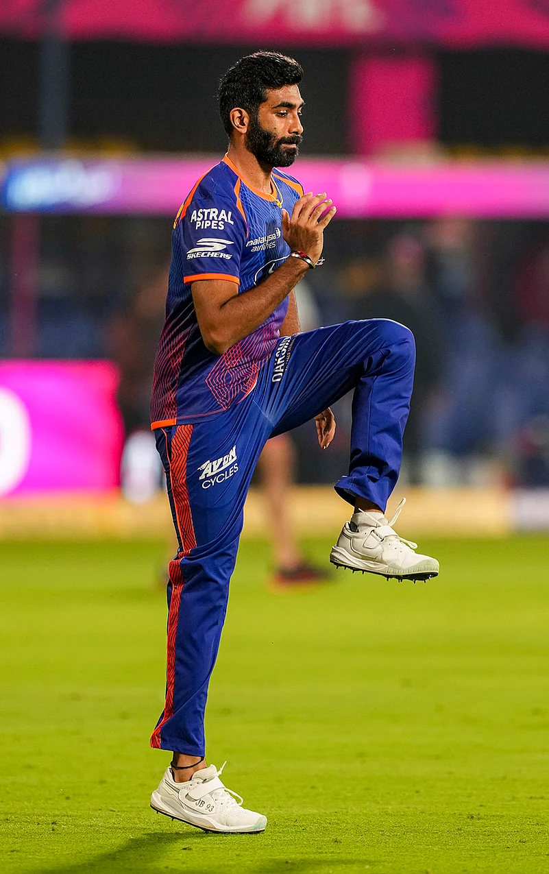RR vs MI Indian Premier League match photos- Jasprit Bumrah