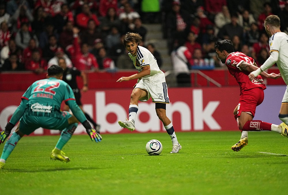 Toluca Vs LA Galaxy Concacaf champions cup 2026 quarter-final-Julian Aude