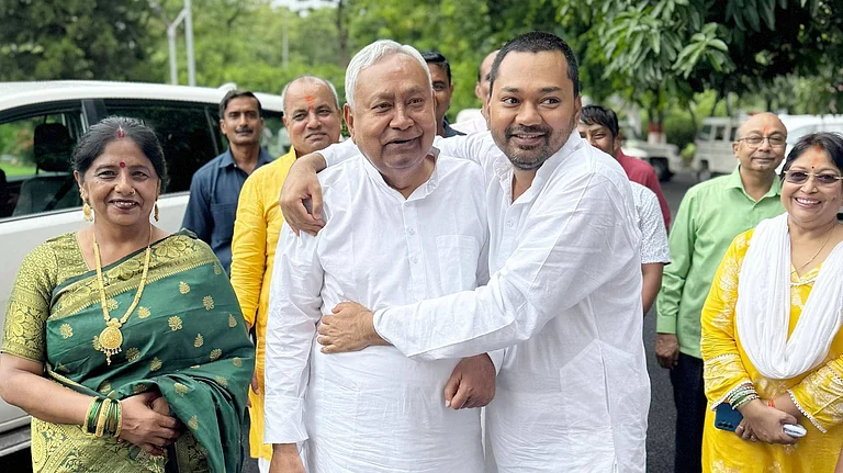 Bihar Chief Minister Nitish Kumar with his son Nishant Kumar on Nishant's birth day at 1, Anne Marg on July 20, 2025 in Patna, India - IMAGO / Hindustan Times | Representative Image