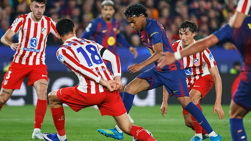 Barcelona vs Atletico Madrid UEFA Champions League 2025-26 Marc Pubill penalty complaint