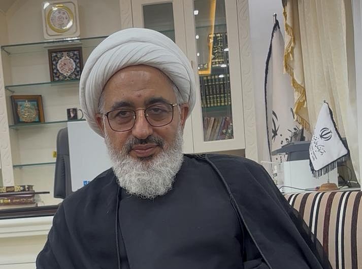 Fozia Yasin :  Dr. Abdul Majid Hakeem Ilahi