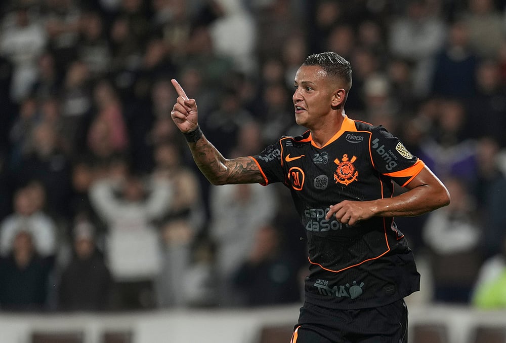 Platense Vs Corinthians Copa Libertadores match-Kayke Ferrari 