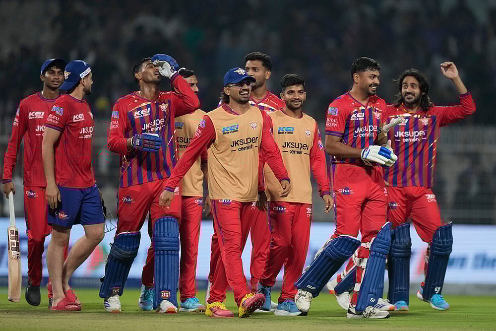 | Photo: AP/Bikas Das : Lucknow Super Giants' Mukul Choudhary with teammates celebrate the win over Kolkata Knight Riders in the Indian Premier League cricket match between Kolkata Knight Riders and Lucknow Super Giants in Kolkata, India.