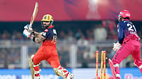 X/IPL : Virat Kohli was dismissed for 32 off just 16 balls against RR in Guwahati