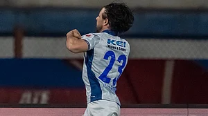 Photo: X/Kerala Blasters FC : Francisco Feuillassier celebrates after scoring the winner for Kerala Blasters FC against Bengaluru FC in Indian Super League 2025-26.