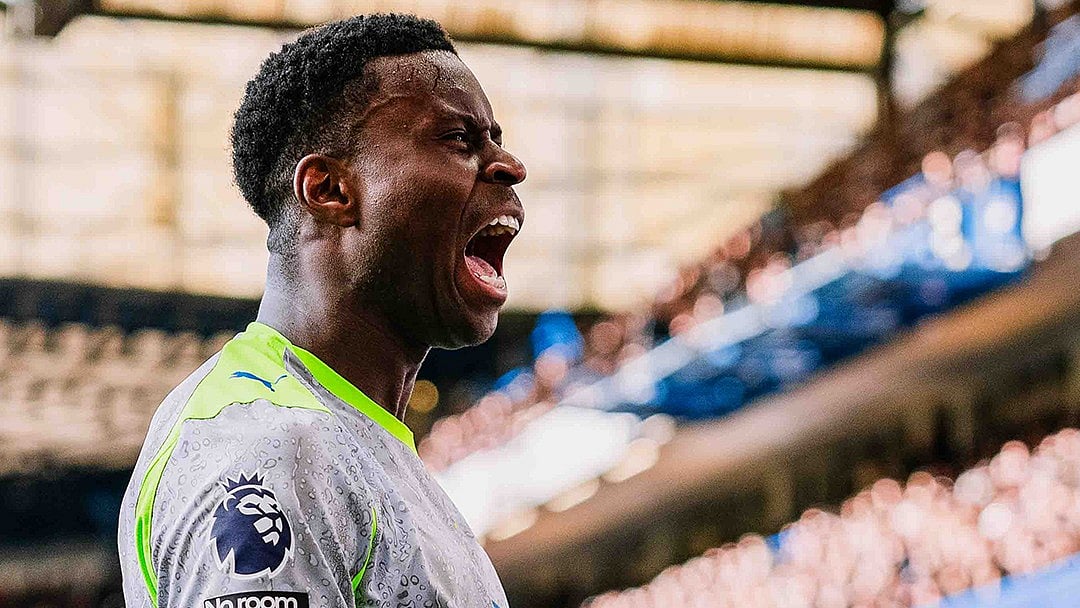 Maarc Guehi celebrates after scoring a goal against Chelsea in Premier League 2025-26 matchday 32 - ManCity/X