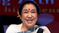 Asha Bhosle & Brett Lee: The Unlikely Duet That Stole Hearts In 2006 Photo: PTI : Singer Asha Bhosle passes away at 92 in a hospital, in Mumbai. Bhosle is seen here during an event, in this file photo dated Sept. 8, 2024. (PTI Photo)(PTI04_12_2026_000127B)