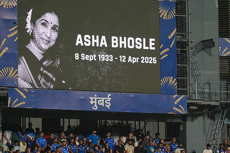 A tribute to legendary Indian singer Asha Bhosle