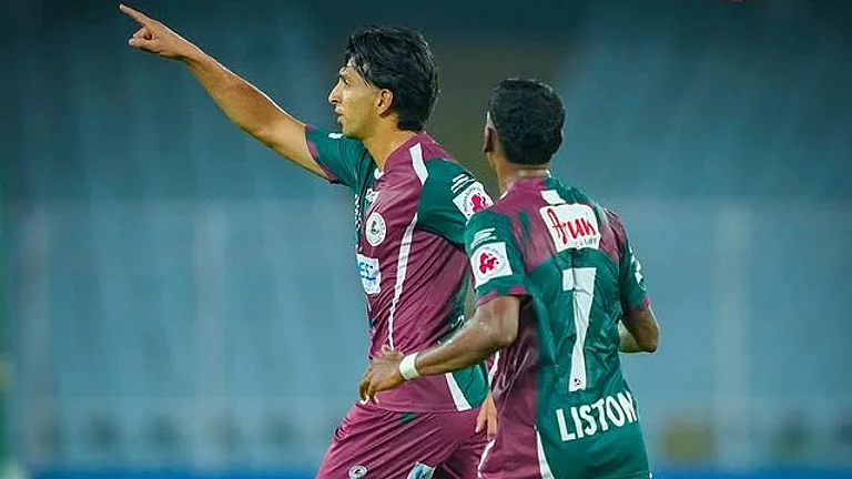 Mohun Bagan Super Giant's Sahal Abdul Samad celebrates after scoring against Punjab FC during their Indian Super League match on April 12, 2026. - | Photo: Instagram/mohunbagansg