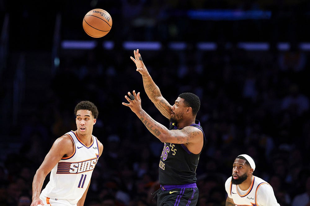Basketball: Los Angeles Lakers vs Phoenix Suns