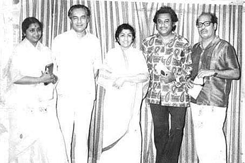 Asha Bhosle, Mukesh, Lata Mangeshkar, Kishore Kumar and Manna Dey