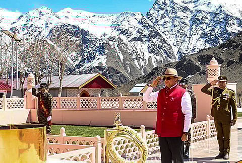 Ladakh LG Vinai Kumar Saxena pays tribute at the Kargil War Memorial, in Dras town, Kargil district, Ladakh. 