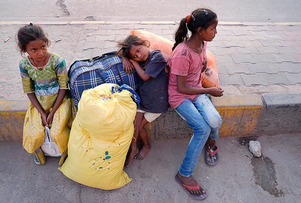Delhi railway station migrant rush
cost of living crisis Delhi
daily wage workers inflation India