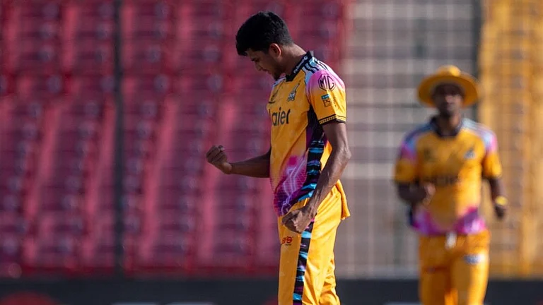 Peshawar Zalmi cricketers in action during PSL 2026 at National Stadium in Karachi. - @PeshawarZalmi/X