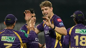 AP/Bikas Das : Kolkata Knight Riders' Cameron Green celebrates with teammates the wicket of Lucknow Super Giants' captain Rishabh Pant during their Indian Premier League match in Kolkata.