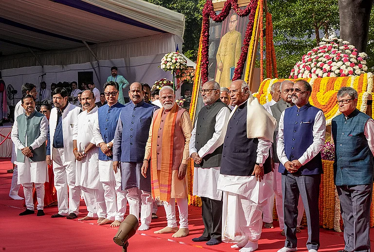 Vice-President CP Radhakrishnan in a group photograph with Prime Minister Narendra Modi, Lok Sabha Speaker Om Birla, Union Minister Kiren Rijiju, MoS Ramdas Athawale, Congress President and Rajya Sabha LoP Mallikarjun Kharge, and others during the tribute paying ceremony to Dr BR Ambedkar on his birth anniversary, observed as ‘Ambedkar Jayanti’, at Prerna Sthal, Samvidhan Sadan, in New Delhi. - | Photo: PTI/Arun Sharma