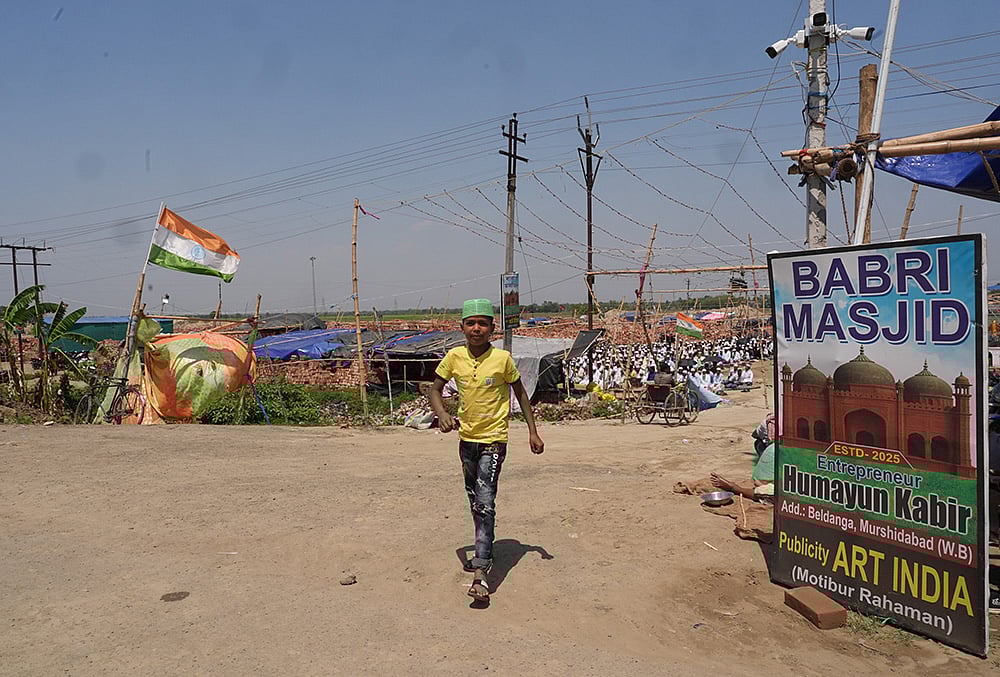 Replica of Babri Masjid Rejinagar, near Beldanga in Murshidabad district, West Bengal. - | Photo: Sandipan Chatterjee/Outlook