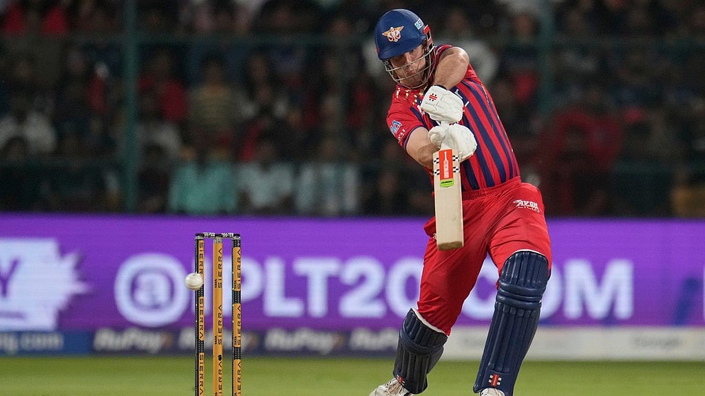 Lucknow Super Giants' Mitchell Marsh plays a shot during the Indian Premier League cricket match between Royal Challengers Bengaluru and Lucknow Super Giants in Bengaluru, India, Wednesday, April 15, 2026.  - AP Photo/Aijaz Rahi
