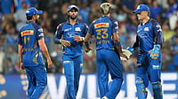 | Photo: AP/Rafiq Maqbool : Mumbai Indians will take on Punjab Kings in match 24 of the IPL 2026 at the Wankhede Stadium.