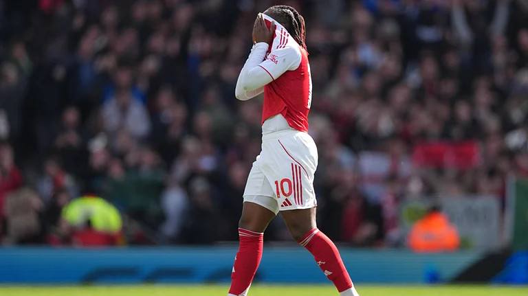 Arsenal's Eberechi Eze reacts after after the Premier League soccer match between Arsenal and Bournemouth in London, England Saturday, April 11, 2026. - | Photo: AP/Dave Shopland