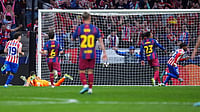 UEFA Champions League 2025-26: Raphinha Apologises To Atletico Fans For Gesture After Barcelona's Elimination | Photo: AP/Manu Fernandez : Atletico Madrid's Ademola Lookman, right, celebrates after scoring his side's opening goal during the Champions League quarterfinal second leg soccer match between Atletico Madrid and Barcelona in Madrid, Spain.