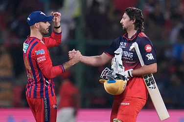 | Photo: AP/Aijaz Rahi