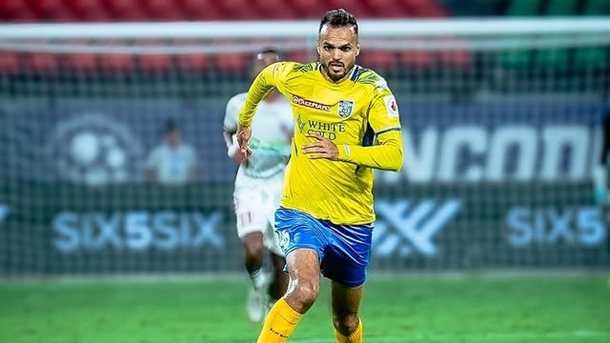 Kerala Blasters vs NorthEast United FC live score Indian Super League 2025-26 round 8