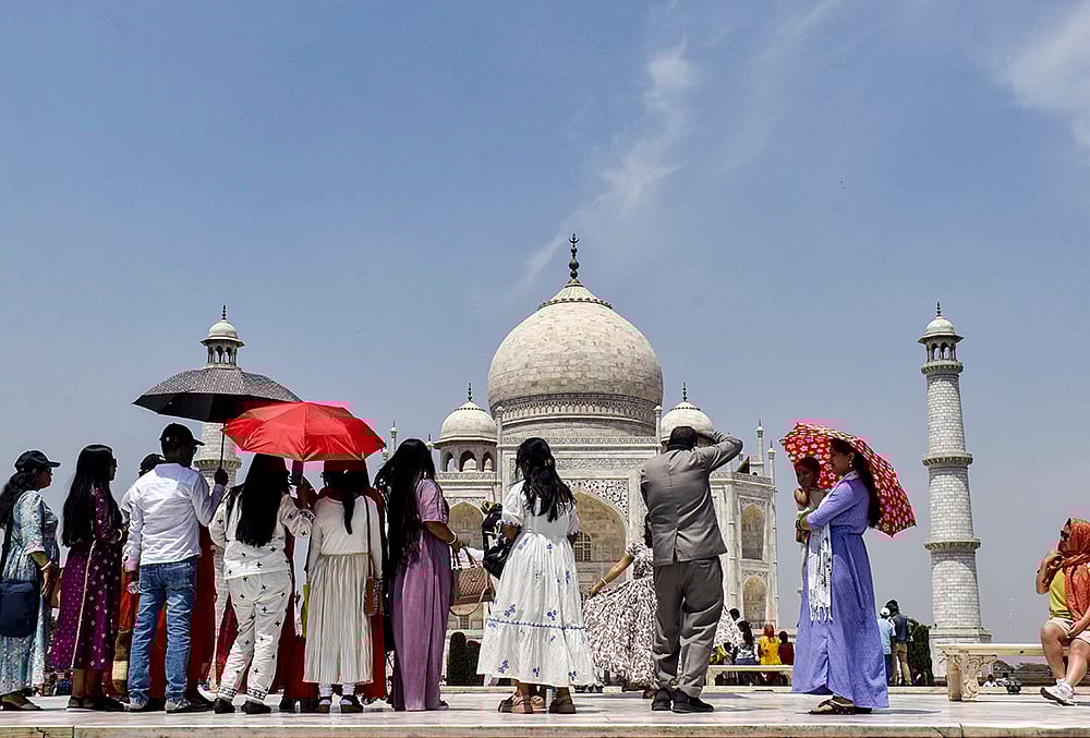 Weather: Hot summer day