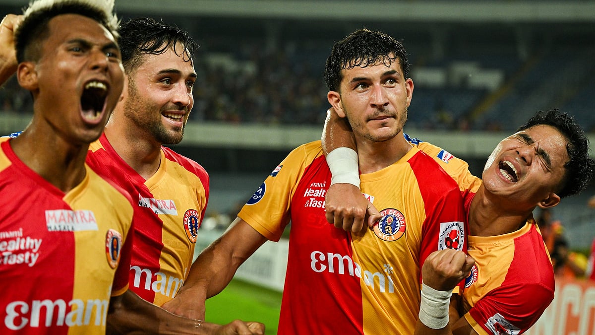 East Bengal's Saul Crespo celebrates with teammates after scoring in the Indian Super League match against Bengaluru FC on April 16, 2026. - | Photo: AIFF