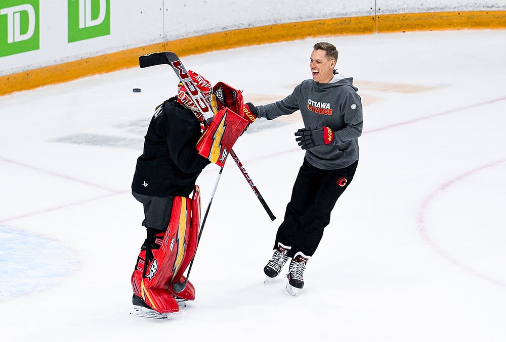 Canada PM Mark Carney and Finland President Alexander Stubb Ice Hockey-6