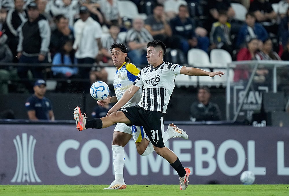 Club Libertad vs Rosario Central Copa Libertadores match-Thiago Fernandez