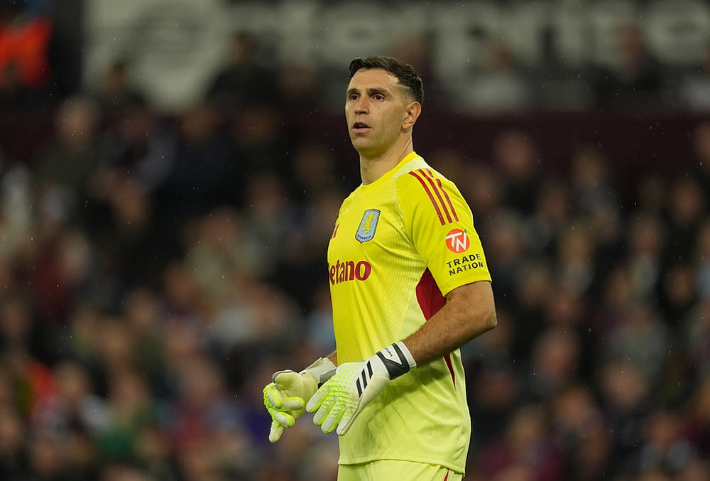 Aston Villa Vs Bologna FC UEFA Europa League soccer-Emiliano Martinez