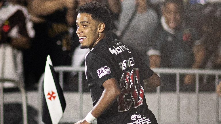 Vasco da Gama's Brenner celebrates after scoring during the Copa Sudamericana match against Audax Italiano on April 15, 2026. - | Photo: X/VascodaGama