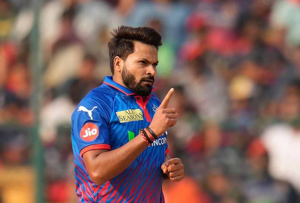 IPL 2026 RCB vs DC match 26 photos-Mukesh Kumar