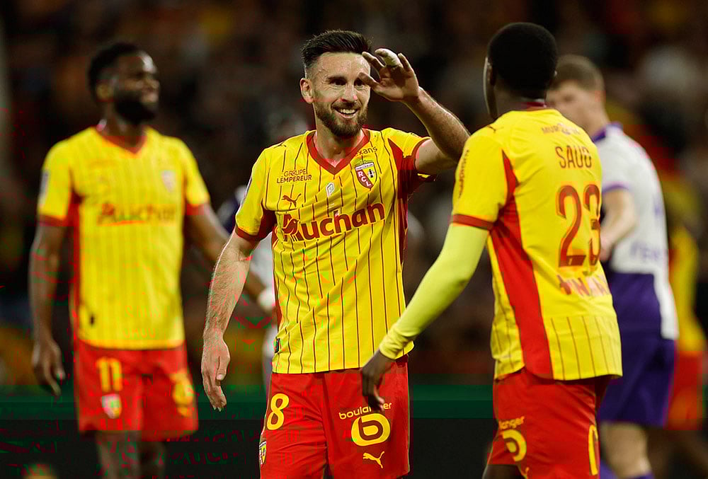 Lens Vs Toulouse Ligue 1 soccer-Lens Adrien Thomasson