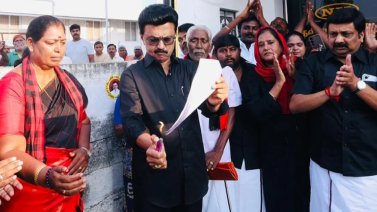 MK Stalin burns delimitation bill copy - Source: X