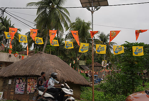 Nandigram, which goes to polls on April 23, sees a visual contrast of Jai Shree Ram and Joy Bangla flags.