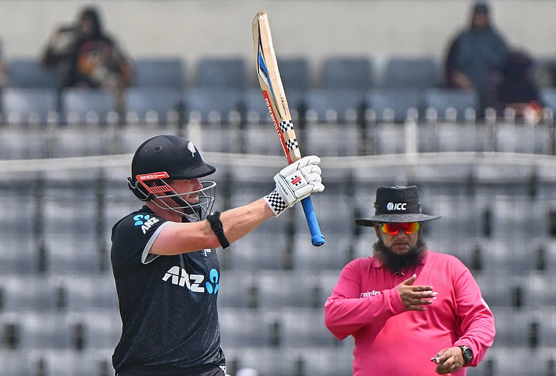 Bangladesh Vs New Zealand 1st ODI at Sher-e-Bangla Stadium-Henry Nicholls