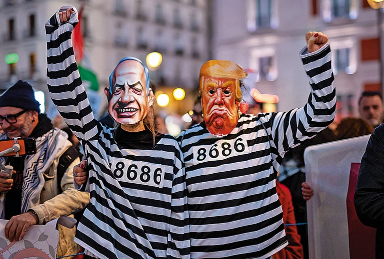 Resistance and Unity: A couple dressed as Donald Trump and Benjamin Netanyahu are seen during a demonstration commemorating Palestinian Land Day on March 28, 2026 - | Photo: IMAGO