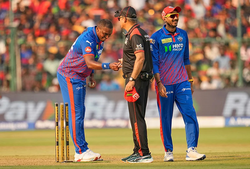 IPL 2026 RCB vs DC match 26 photos-Lungi Ngidi