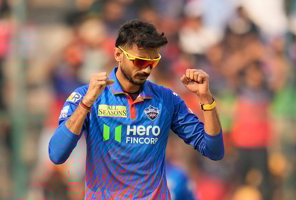 IPL 2026 RCB vs DC match 26 photos-Axar Patel 