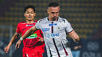 NorthEast United 0-1 Mohun Bagan Highlights, ISL: Robinho's Strike Seals Mariners Win In Rain-Soaked Match | Photo: Instagram/indiansuperleague : Mohun Bagan's Tom Aldred in action against NorthEast United FC's Lalrinzuala Hauhnar during their Indian Super League match on April 19, 2026.